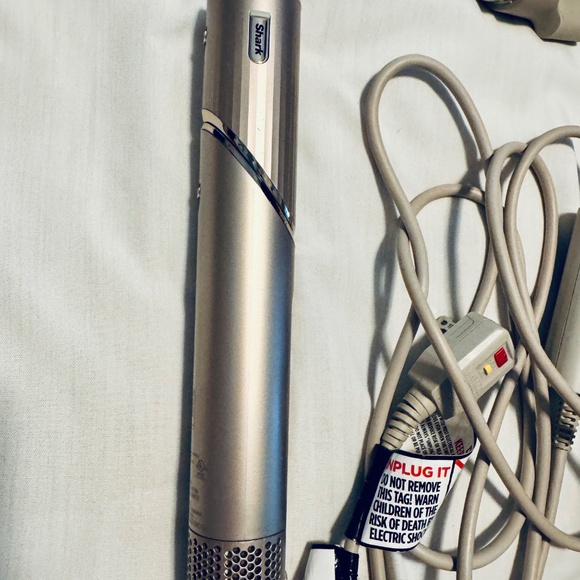 Shark Certified FlexStyle Air Styling & Drying System - Straight & Wavy - Picture 6 of 6